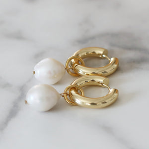 Mix and Match, Oval Hoops and Big Baroque Pearls - Gold, Silver - In Between Earrings #10a