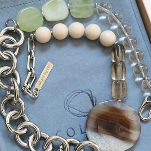 Monodiko Chunky Agate Statement Necklace