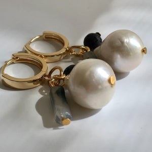 Perlyna #2 Baroque Pearl Earrings